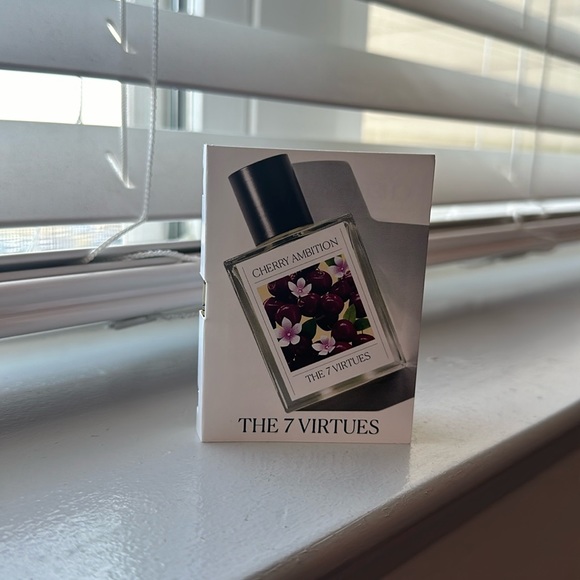 New 💕4/30💕Cherry Ambition sample - Picture 5 of 7